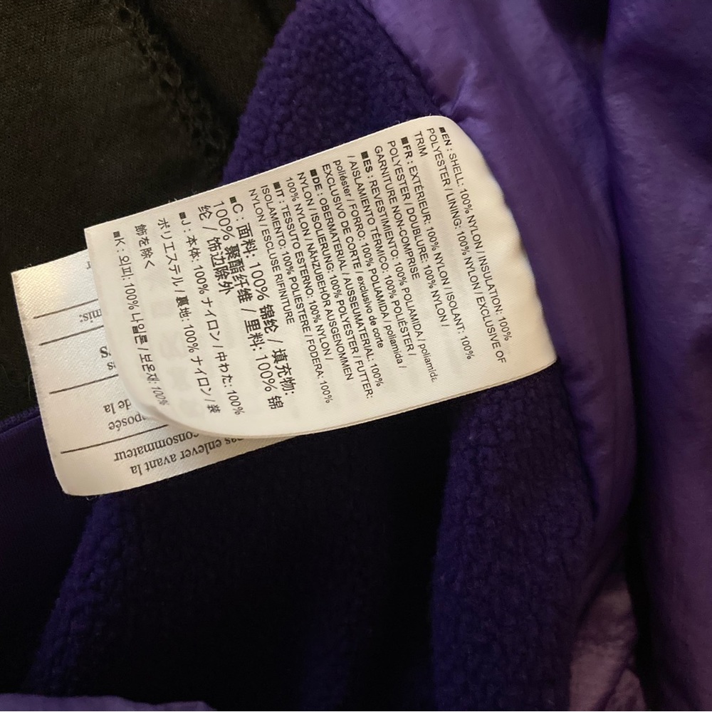 Arc'teryx Women’s Atom LT Insulated Jacket in Purple Azalea Color - Picture 10 of 10